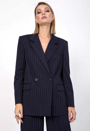 МОДНЫЕ ЖЕНСКИЕ ЖАКЕТЫ 2021 21